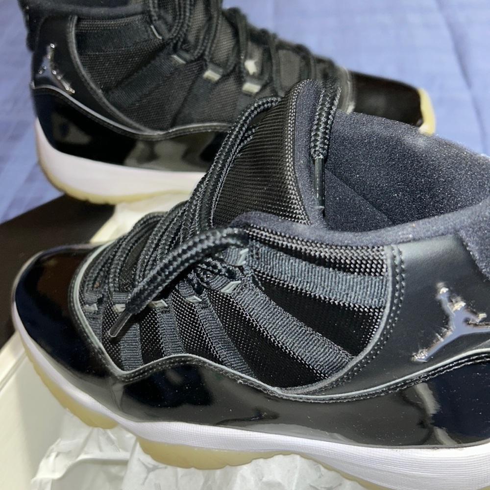 Practically new Jordans!!